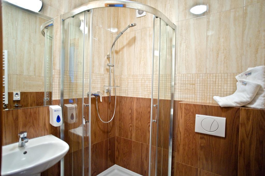 Hotel Folklor Międzyrzec Podlaski Eksteriør billede