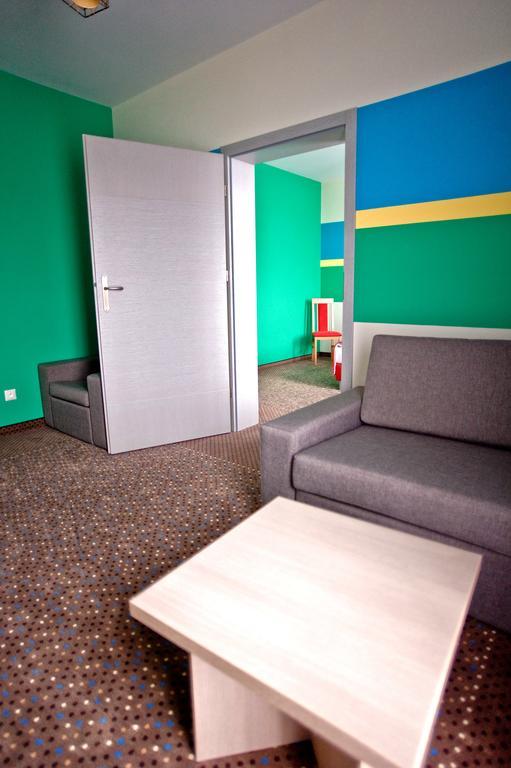 Hotel Folklor Międzyrzec Podlaski Eksteriør billede
